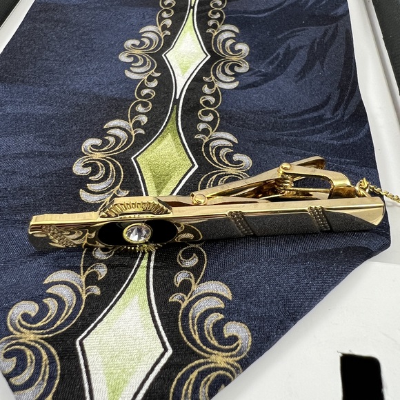 Giorgio Brutini Navy & Yellow Silk Tie includes Tie Hanky Tie Bar - no cufflinks - Picture 7 of 10